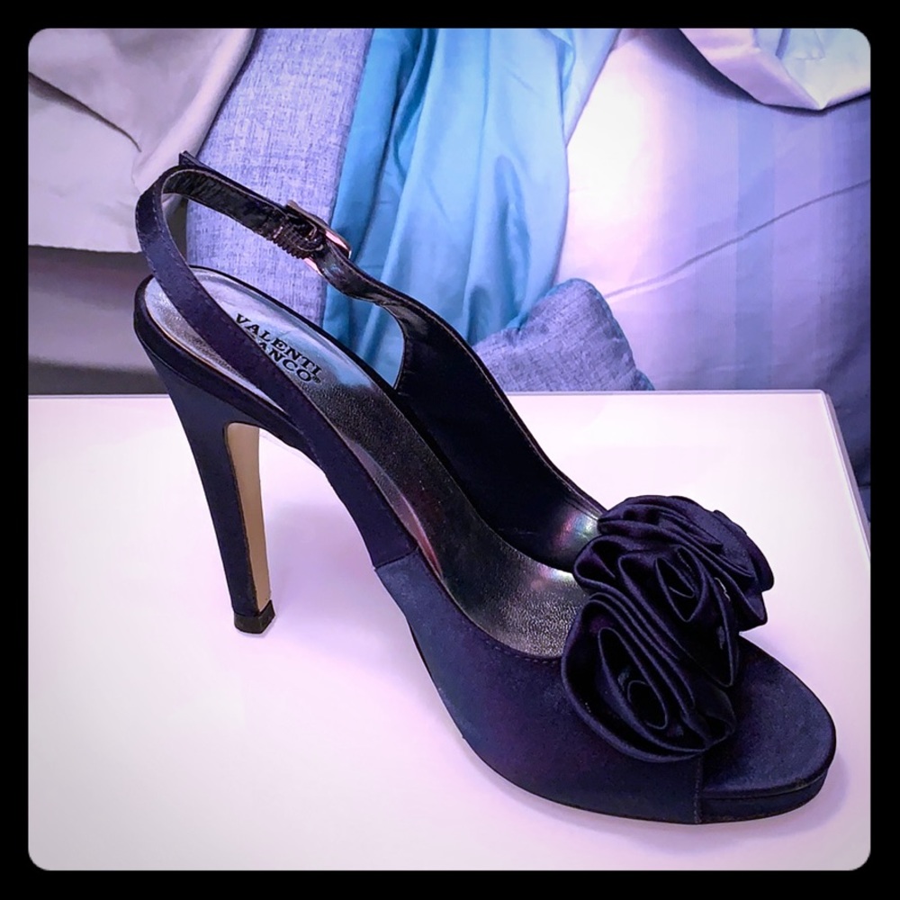 Dress shoes